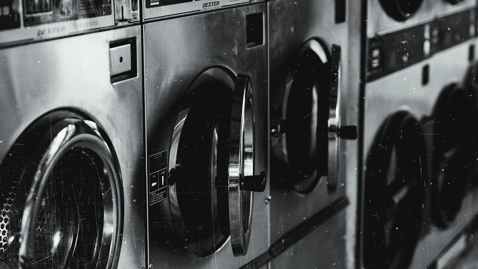 « J'ai ignoré ce signe pendant des mois » : votre lave-linge vous supplie d'agir avant qu'il soit trop tard