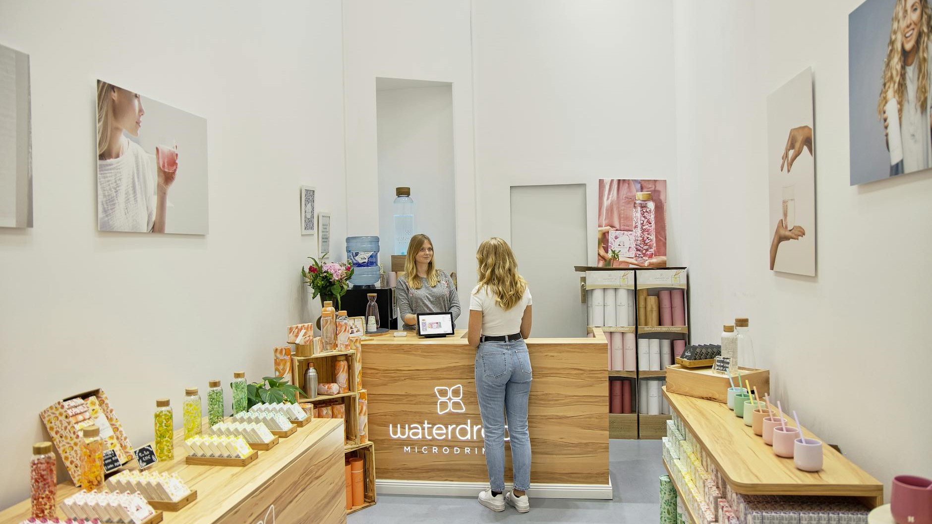 On pense la Sardaigne hors budget famille, pourtant ce resort offre un forfait qu'on ne voit nulle part ailleurs